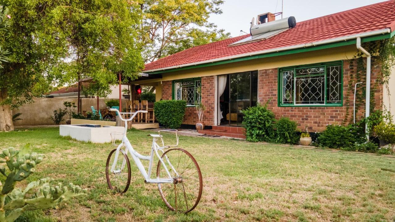 גאבורון Birdville Bnb Guest House מראה חיצוני תמונה