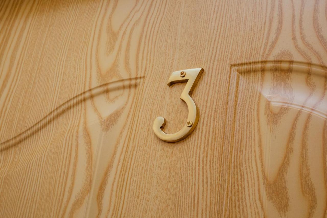 גאבורון Birdville Bnb Guest House מראה חיצוני תמונה