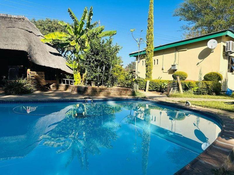 גאבורון Birdville Bnb Guest House מראה חיצוני תמונה