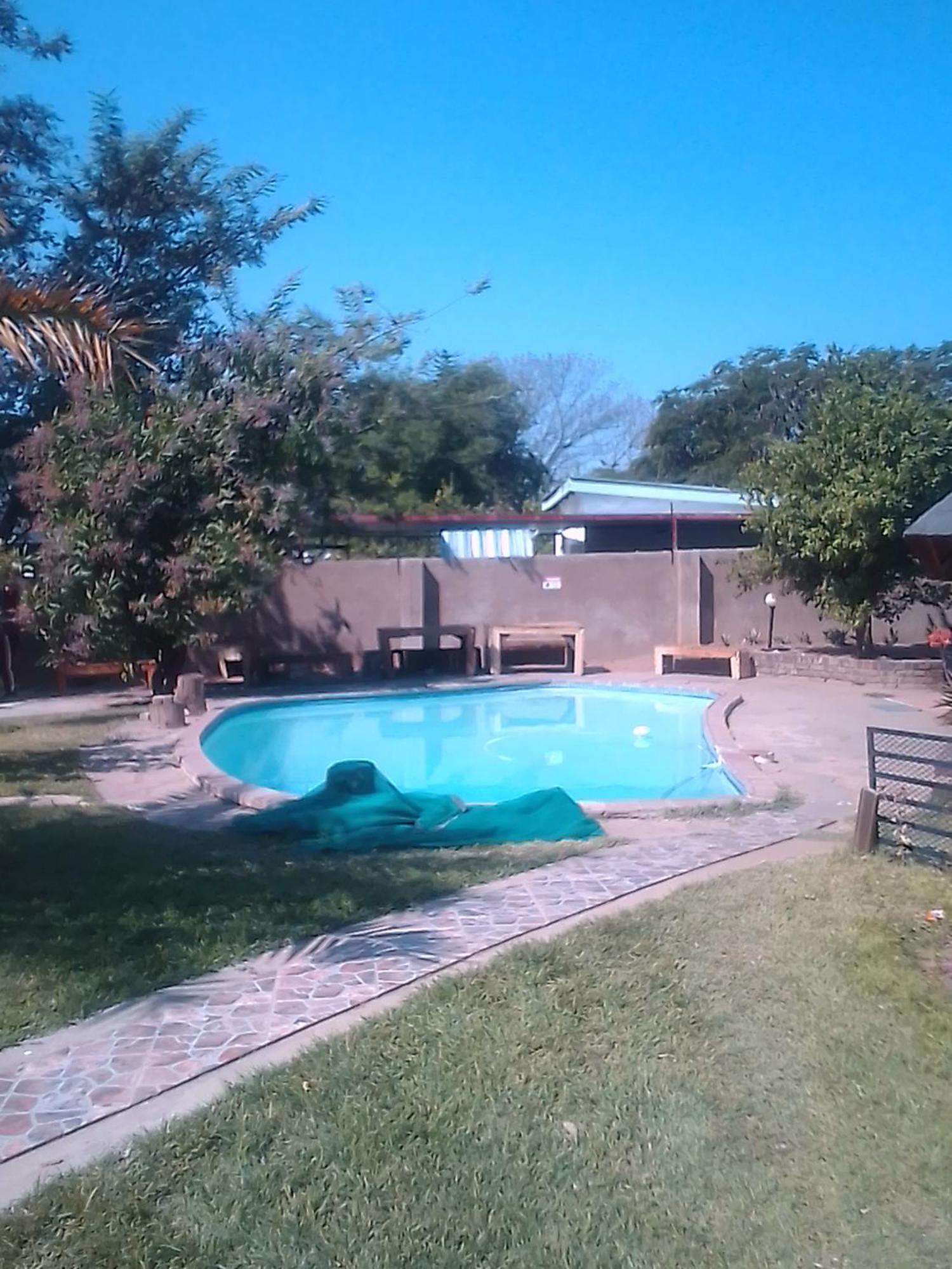 גאבורון Birdville Bnb Guest House מראה חיצוני תמונה