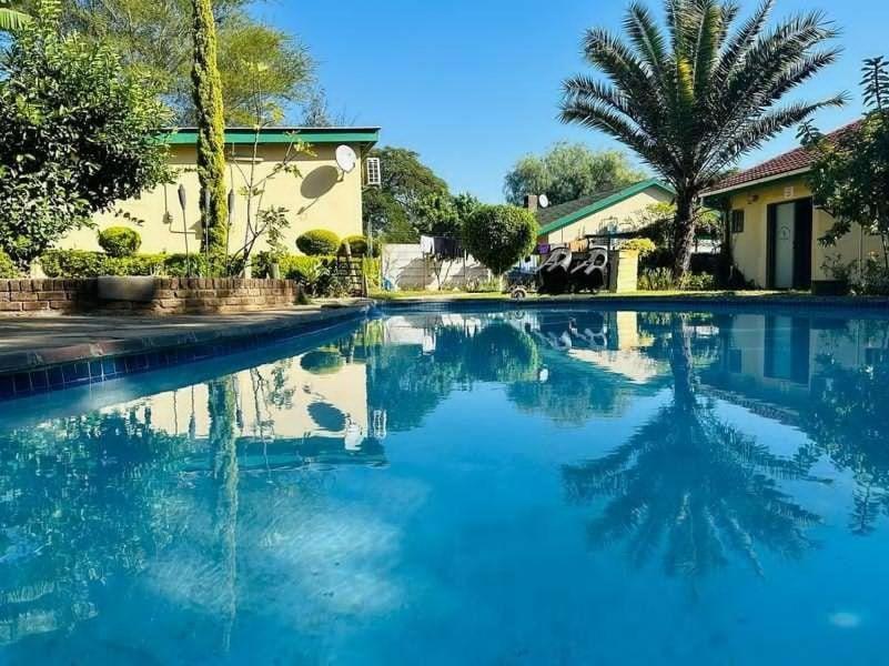 גאבורון Birdville Bnb Guest House מראה חיצוני תמונה