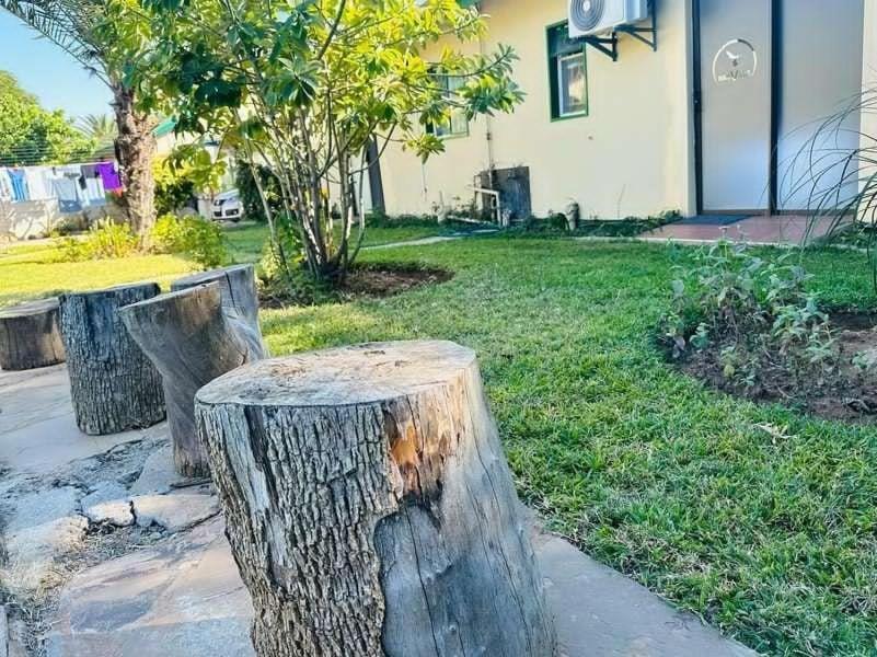 גאבורון Birdville Bnb Guest House מראה חיצוני תמונה