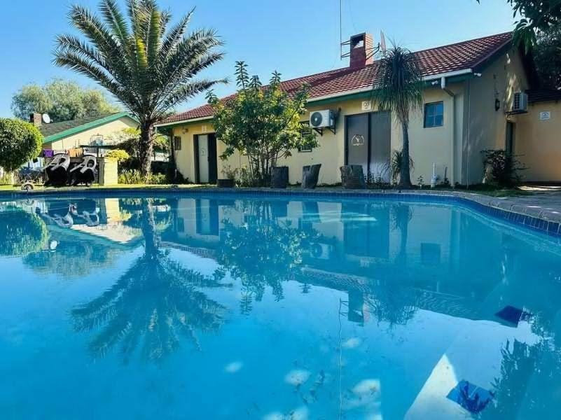 גאבורון Birdville Bnb Guest House מראה חיצוני תמונה